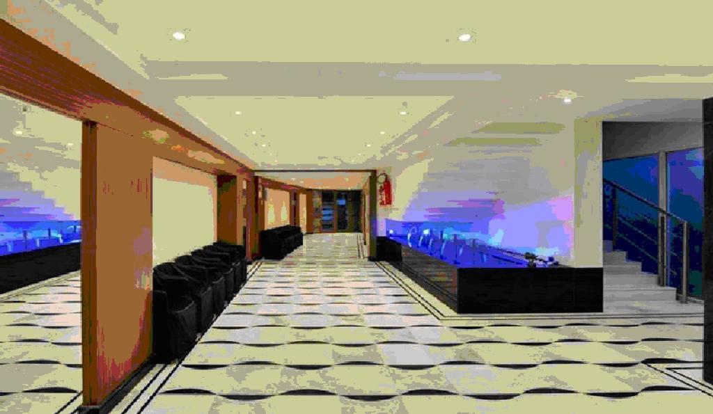Comfort Inn Sunset Ahmadabad Zewnętrze zdjęcie