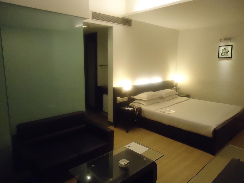 Comfort Inn Sunset Ahmadabad Zewnętrze zdjęcie