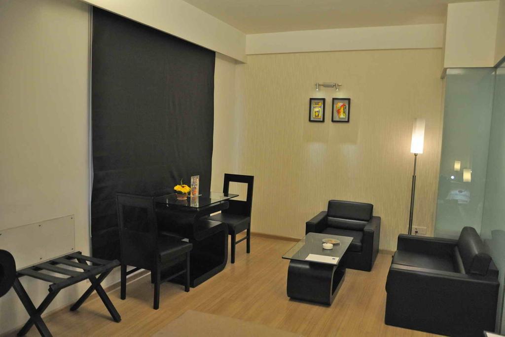 Comfort Inn Sunset Ahmadabad Zewnętrze zdjęcie