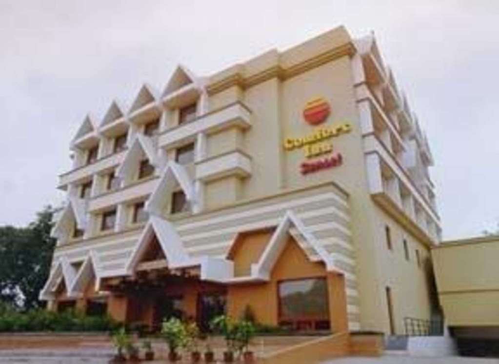 Comfort Inn Sunset Ahmadabad Zewnętrze zdjęcie