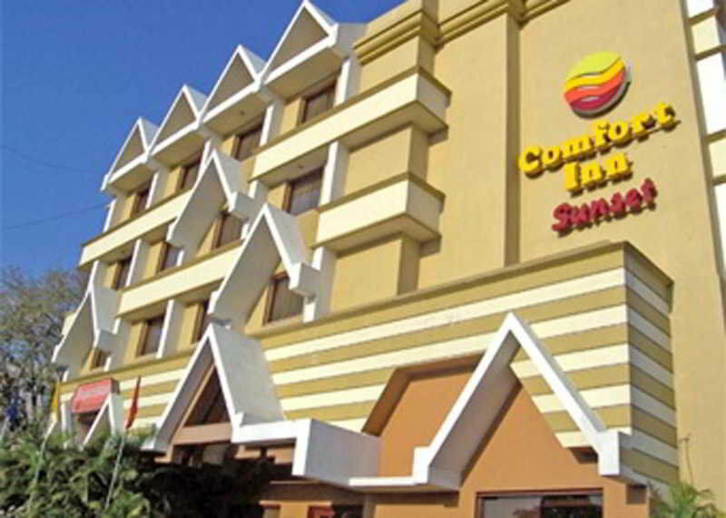 Comfort Inn Sunset Ahmadabad Zewnętrze zdjęcie